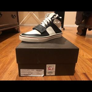 Men Gucci Shoe
